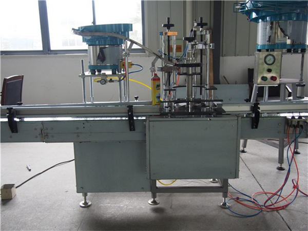 24 Köpfe Flasche Toilette Wasser Füllmaschine