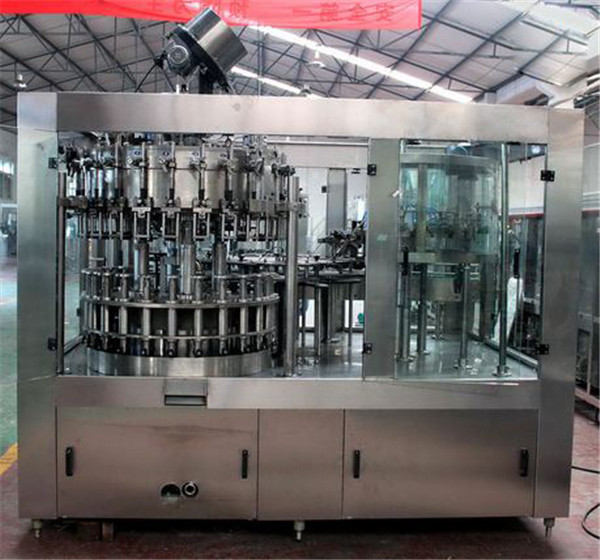 Automatische flüssige Edelstahl-Füllmaschine für Öl / gereinigtes Wasser